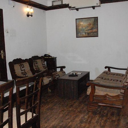 Hotel Blue Star Coimbatore Buitenkant foto