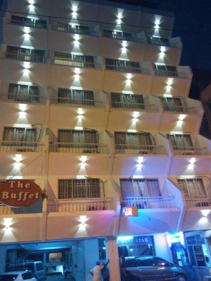 Hotel Blue Star Coimbatore Buitenkant foto