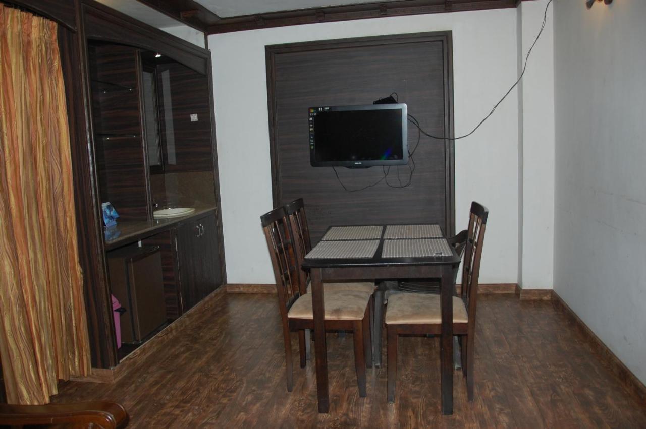 Hotel Blue Star Coimbatore Buitenkant foto