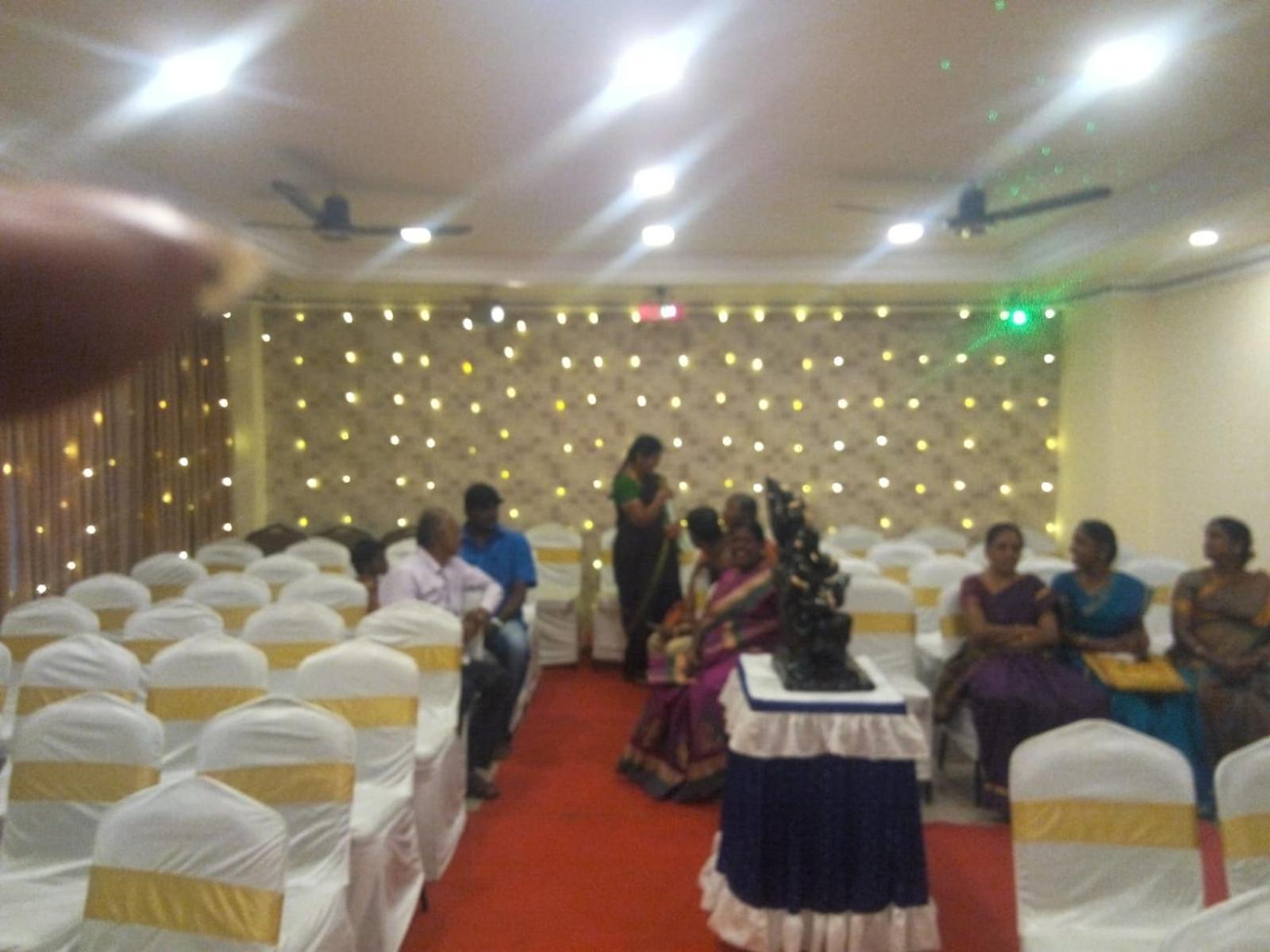 Hotel Blue Star Coimbatore Buitenkant foto